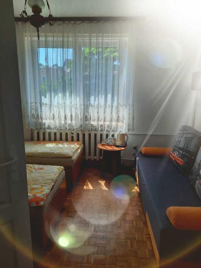 Pokoje Goscinne Ewa Nowicka フロンボルク エクステリア 写真